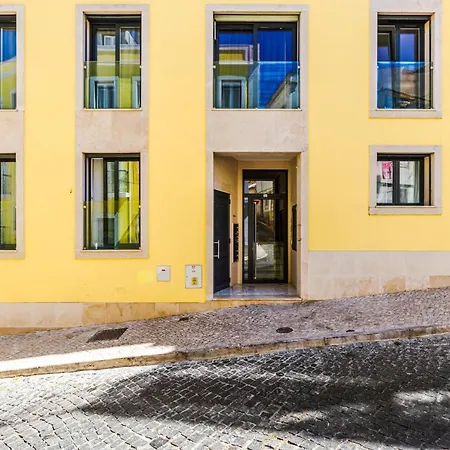 110m2 Flat, Large Terrace With A View And A Garden Apartment